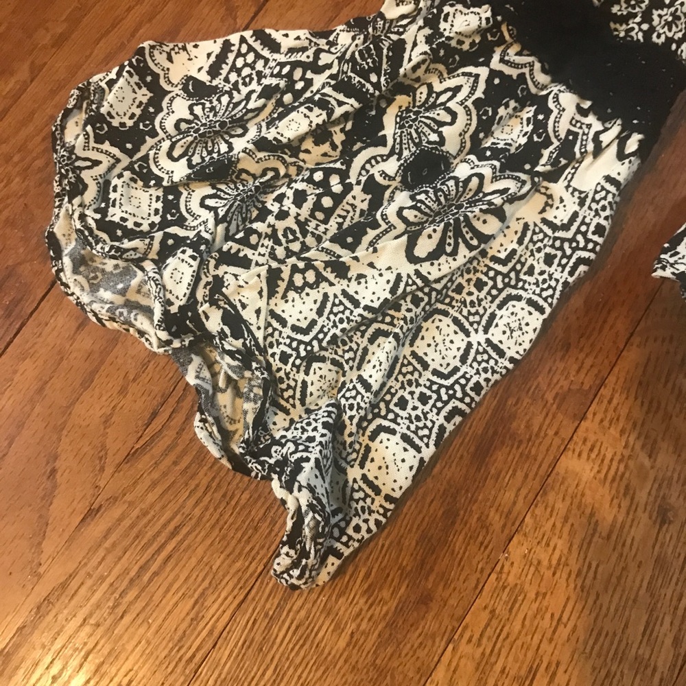 BUNDLE! Boho chic Outfit - Picture 4 of 8